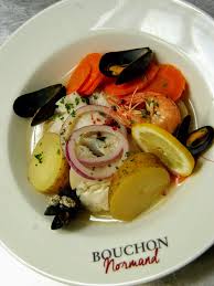 Les Produits De Normandie Sont A La Carte Du Bouchon Normand Au Havre Bouchons Dos De Lieu Noir Cuisine