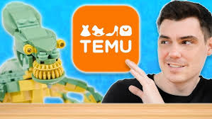 Building my Infinity Gauntlet Lego Set.