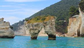 L'hotel baia delle zagare tra mattinata e vieste è immerso in una splendida insenatura a picco sul. Baia Delle Zagare Le Spiagge Del Gargano