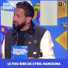 C8 L Enorme Fou Rire De Cyril Hanouna Dans Tpmp Facebook