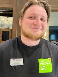 Our homeowners and independent living residents gathered in our Clubhouse  to attend Gail Downing's healthy cooking demo. The topic was a battle of  the salads. The menu included green bean and tomato