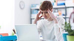 Bagi orang yang tidak mendapat langkahwor from home (wfh) dan terpaksa bekerja di rumah, virus corona mengakibatkan efektifitas kerja terganggu. 5 Cara Mengelola Emosi Di Kantor Lifestyle Liputan6 Com