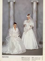 We did not find results for: Pronuptia 1985 Hiver Brautkleid Vintage Brautkleid Braut