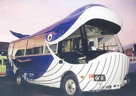 10 Increibles Autobuses Escolares Que Utilizan En Japon Para Motivar A Los Ninos Ir A Clases Autobus Escolar Humor De Coches Autobus