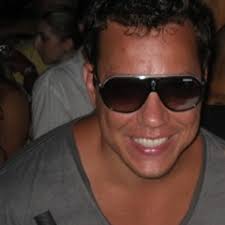 Stream James Holden vs. Ben Pound