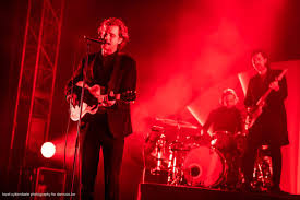 In tijden van steeds duurder wordende festivaltickets, keurt festivalinspectrice suzanne in deze nieuwe minireeks de kleinere zomerfestivals die je misschien nog niet kent. Crammerock 2019 Dag 2 Kortrijk Boven Damusic