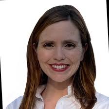 Leila Schmidt Email & Phone Number