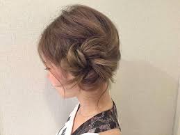 周りと差が付く サイドでお団子ヘアの逆リンパアレンジ キッズヘア ヘアアレンジ お団子