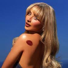 We can't get enough of Sabrina Carpenter's 𝓔𝓼𝓹𝓻𝓮𝓼𝓼𝓸! ☕