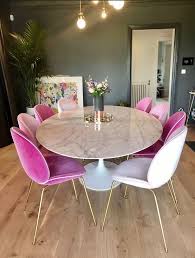 Wondering How You Can Do To Make Mealtimes A Pleasure While In A Small Dining Room Actually There Is A Lo Pink Dining Rooms House Interior Dining Room Design
