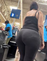 NOT OC) BBW PAWG granny with great shape - Spandex, Leggings & Yoga Pants -  Forum
