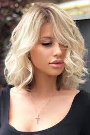 Hair Styles For Medium Hair To Volume Up Chic Short To Have Thick Wavy Hair Blonde Hair Color Creamy Blonde Hair Styles
