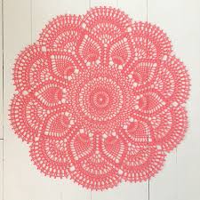 People who are comfortable working in thread crochet to. Ravelry Pink Pineapple Doily Pattern By American Thread Company
