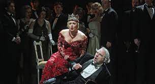 In der neuproduktion von macbeth ist anna netrebko als düstere verschwörerin zu sehen. Anna Netrebko Lady Macbeth Passt Zu Mir Russia Beyond De