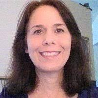 Lora Hood's Instagram, Twitter & Facebook