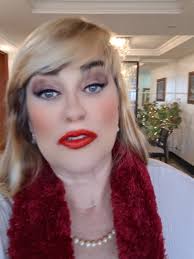 Os vídeos de Luve👑Rainha dos duetos (@verabassitt.oficial) com Ela Não  Está Aqui