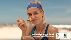 Erlebe die faszination olympia direkter als je zuvor. Olympia 2020 Edeka Lauft Sich Mit Team Deutschland Warm Fur Die Spiele