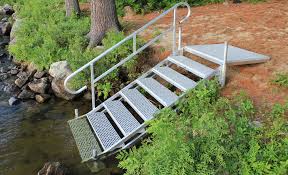 Aluminum stairs are a common and upscale form of exterior stair material. Aluminum Dock Stairs Great Northern Docks