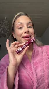 Burgundy Mascara für strahlende grüne Augen