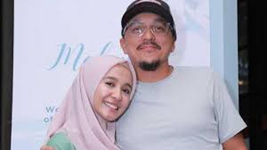 Pasir mas, kelantan tinggi : Biodata Noor Nabila Yang Dikabarkan Dekat Dengan Engku Emran Berdarah Pakistan Terpaut 10 Tahun Halaman 2 Surya