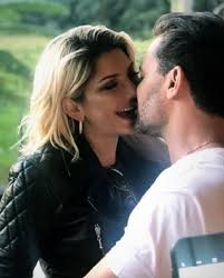 Letras de músicas de eduardo costa como 'cuidado', 'a carta', 'ainda tô aí', 'me apaixonei', 'minha estrela perdida', 'amor de violeiro' e mais músicas para ouvir! Eduardo Costa And Antonia Fontenelle Dating Gossip News Photos