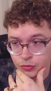 just get me a bass pro hat, im boutta rizz 😂 #twitch #twitchstreamer  #twitchclips #livestream #justchatting #jubilee #rizz