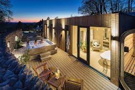 Manchester is a friendly locale known for its restaurants and bars. The Best Romantic Hotels Near Manchester Manchester Evening News