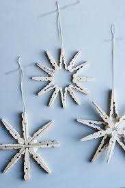 Weihnachtssterne Aus Holzklammern Diy Stildwild Kati Make It Weihnachtsstern Diy Weihnachten Urlaub Handwerk