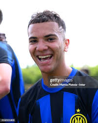 90 Photos & High Res Pictures