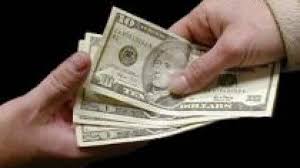 Bankalarin gi̇şe kurlari (abd doları). BÄƒtran Escrocat A Primit 13 Dolari Americani In Schimbul A 3 600 De Lei