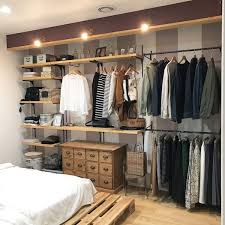 Ich Mochte Den Kleiderschrank Auffrischen Speicherkraft Und Modebewusstsein Kleid Auffri Wohnungsdeko Kleiderschrank Ideen Diy Mobel Schlafzimmer