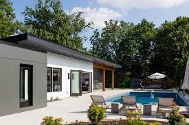 Modern design build & modern pools, inc. Downtown Pool House Lucid Architecture