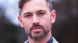 Andrew Iverson's Instagram, Twitter & Facebook