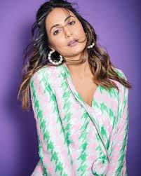 Instagram Photo By Hina Khan Jan 13 2020 At 3 19 Am In 2020 Classy Blazers Instagram Outfits Blazer Dress