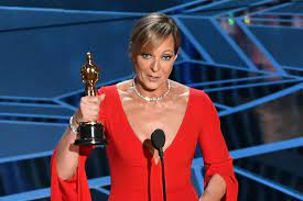Allison janney won her first oscar on sunday for her supporting role as the demanding and abusive mother to olympic figure skater tonya harding in the mockumentary i, tonya. Oscars 2018 Allison Janney Wins Best Supporting Actress For I Tonya The Verge