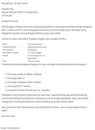 Contoh surat lamaran kerja umum, bank, karyawan, alfamart, pt, sekolahan, formal, fresh graduate, bahasa inggris, via email, tulis surat lamaran kerja adalah surat yang digunakan untuk melakukan permohonan mendapatkan pekerjaan sesuai pengalaman pada perusahaan tertentu. Contoh Surat Lamaran Kerja Guru Blog Lokerplk