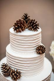 We introduce you five great ideas of winter wedding cakes that will ideas of the winter wedding cakes. 21 Beautiful Wedding Cakes With Winter Touches For 2015 Winter Wedding Decorations Beautiful Wedding Cakes Wedding Cakes