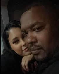 Ashley Bragg's Instagram, Twitter & Facebook