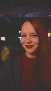 Amanda Damazyn's Instagram, Twitter & Facebook