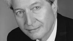 Elliot Martin, Prolific Broadway Producer, Dies at 93