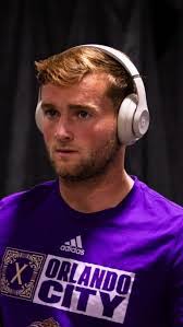 Rodrigo Ramiro's Instagram, Twitter & Facebook