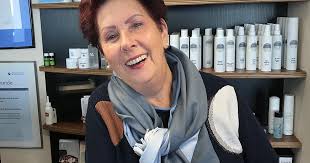 Beate Smith schließt ihr Haarstudio in der Hanauer Straße in Alzenau Mitte  Dezember