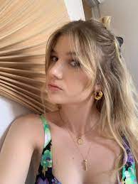 Desimone says she typically likes to add curtain bangs to a shag, or short, wispy bangs that sit at the eyebrow and open in. Curtain Bangs Are The Most Flattering For Every Hair Type Glamour