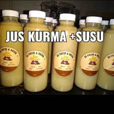 Kurma punya serangkaian manfaat untuk ibu hamil dan menyusui antara lain kaya akan folat. Jus Kurma Susu Jus Kurma Chia Shopee Indonesia