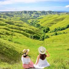 Life Was Meant For Good Friends And Great Adventures Location Bukit Wairinding Sumba By Yenisusanti Ys33 Sumb Wisata Asia Pariwisata Pemandangan