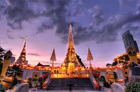 Vì nếu bạn đi vào thời điểm này giá cả các dịch vụ đắt đỏ, chất lượng dịch vụ không tốt. Tour Ha Ná»™i Thai Lan 5 Ngay 4 Ä'em Pys Travel