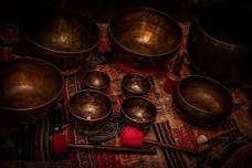 Frequency Healing with Ascending Sound (a soundbath)