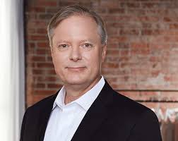 Express starts hunt for a new COO