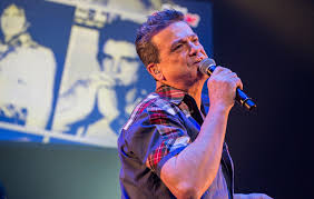 Bay city rollers singer les mckeown has died suddenly at the age of 65, his family have said in a statement. Celiy3j Amxwom