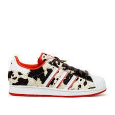 Adidas originals damen superstar turnschuh, weiß/rot nacht/silber metallic, 38 eu. Adidas Superstar Year Of The Ox Weiss Schwarz Rot Fy8798